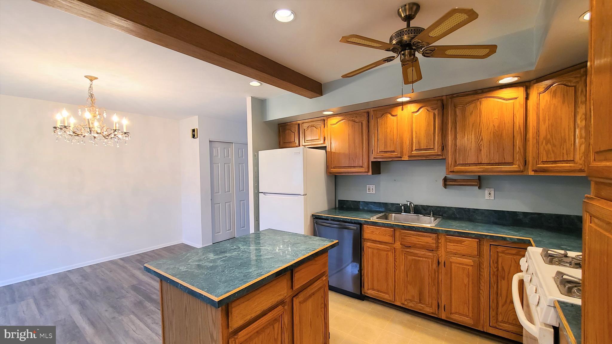 3318 Belgreen Road Philadelphia, PA 19154 - Photo 7 of 29