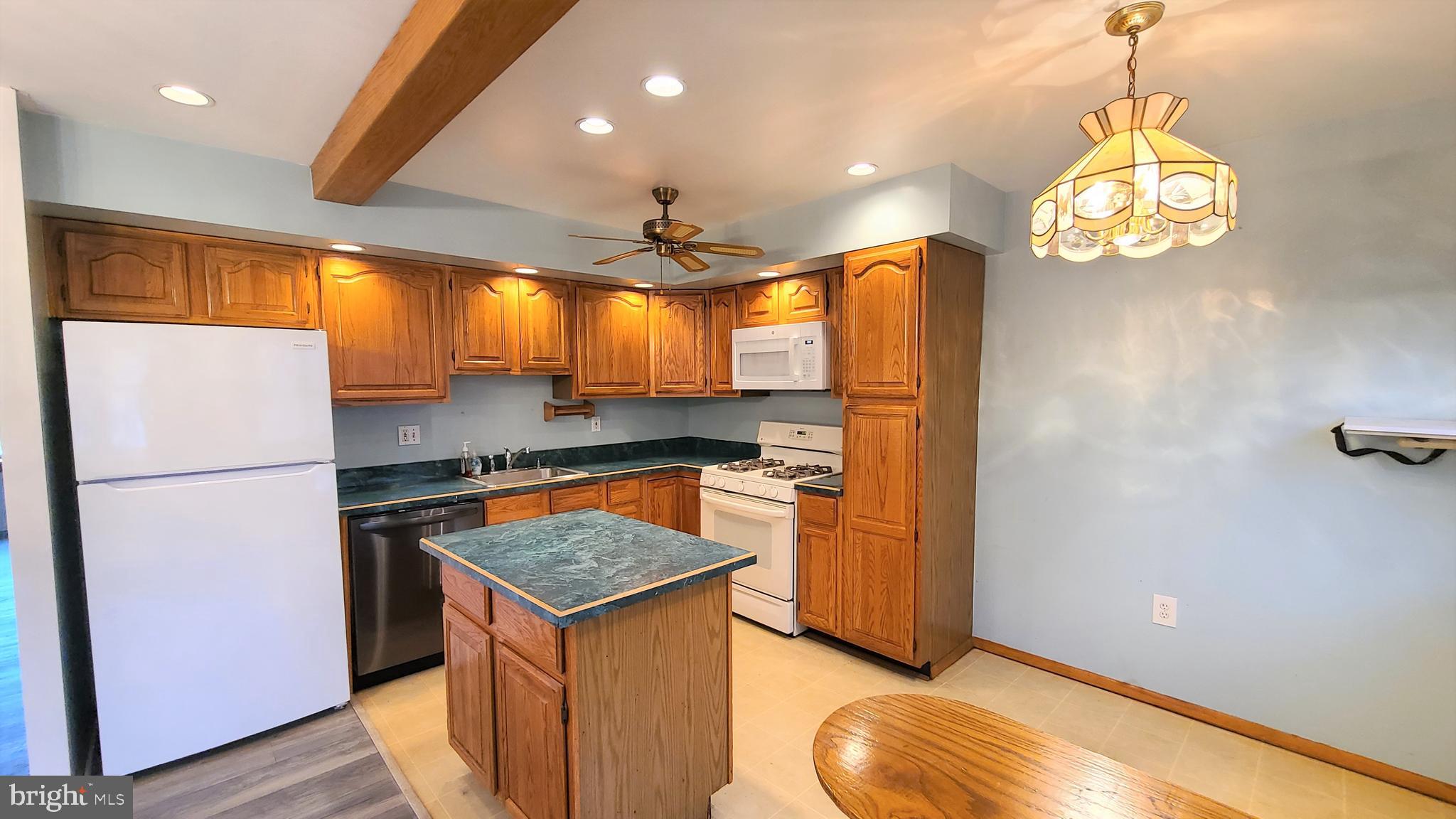 3318 Belgreen Road Philadelphia, PA 19154 - Photo 8 of 29