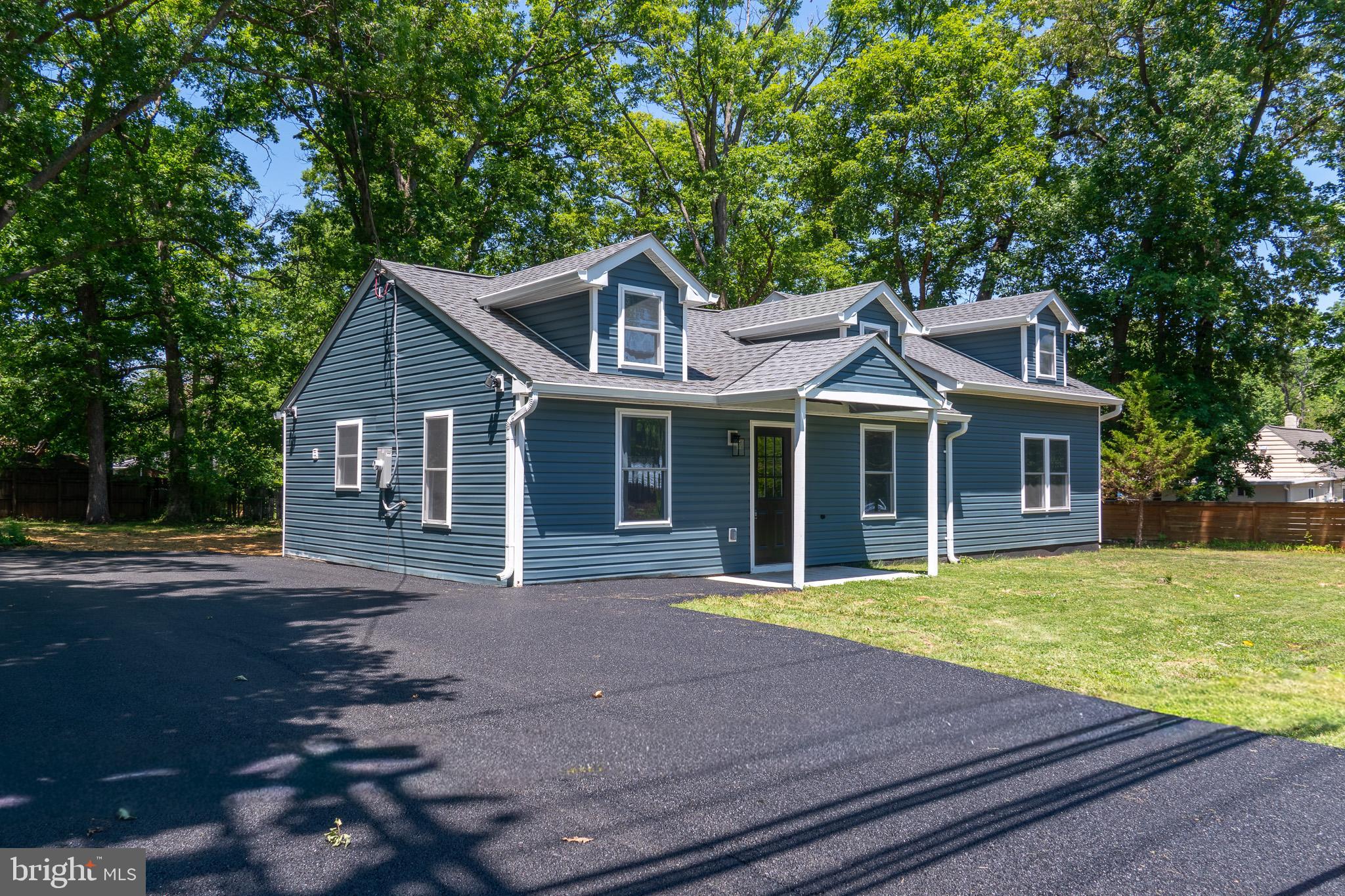 9208 Lanham Severn Road Lanham, MD 20706 - Photo 1 of 24