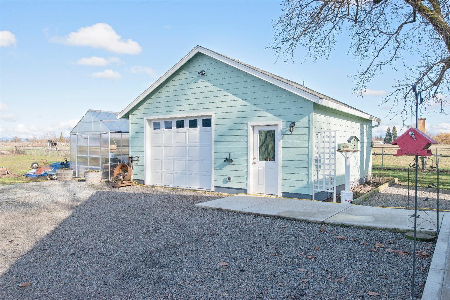 5113 Upton Road Central Point, OR 97502 - Photo 4 of 19 Additional Photo