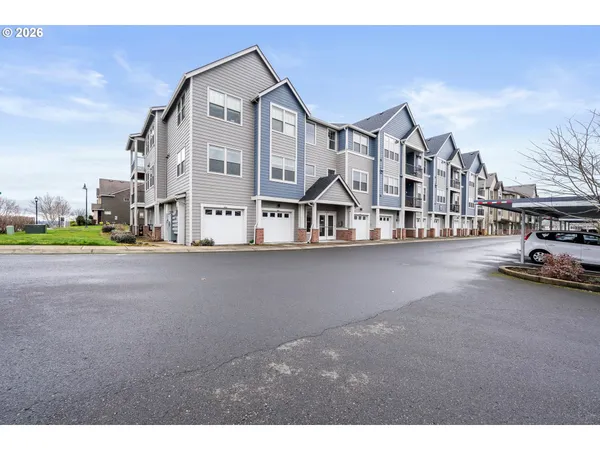 $229,900 | 16449 Northwest Chadwick Way, Unit 204, Portland, OR 97229