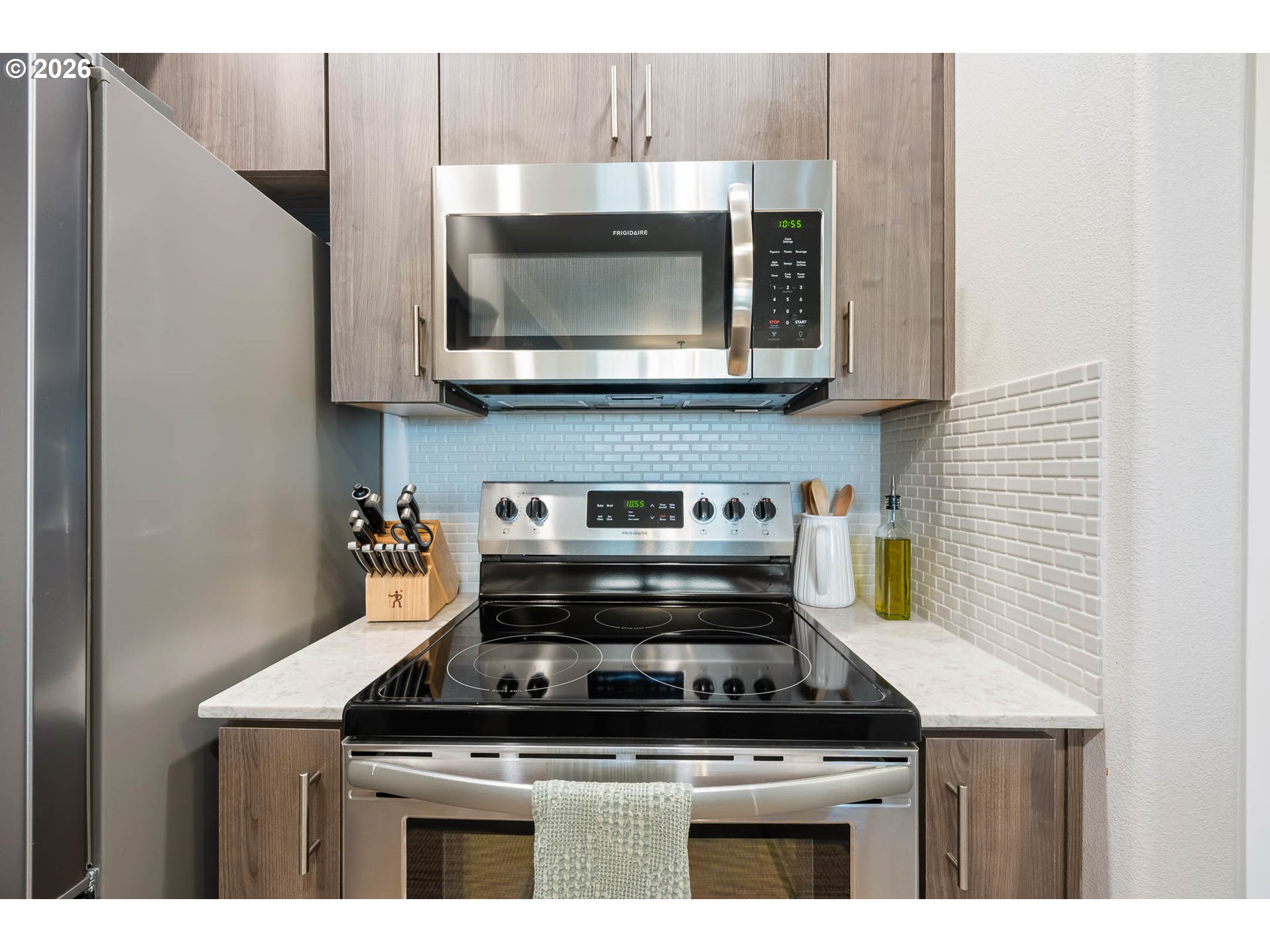 16449 Northwest Chadwick Way, Unit 204 Portland, OR 97229 - Photo 9 of 32 Kitchen