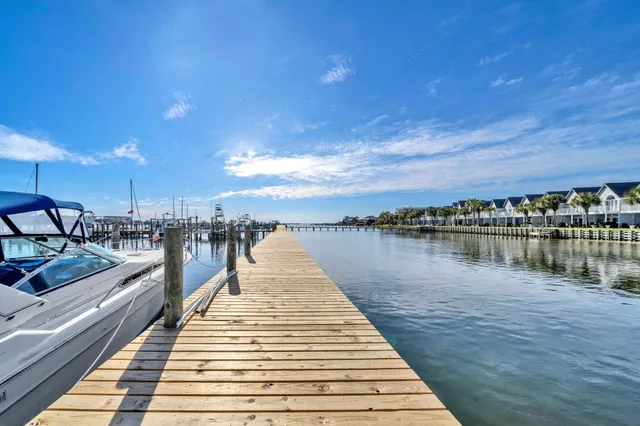 a view of ocean with building