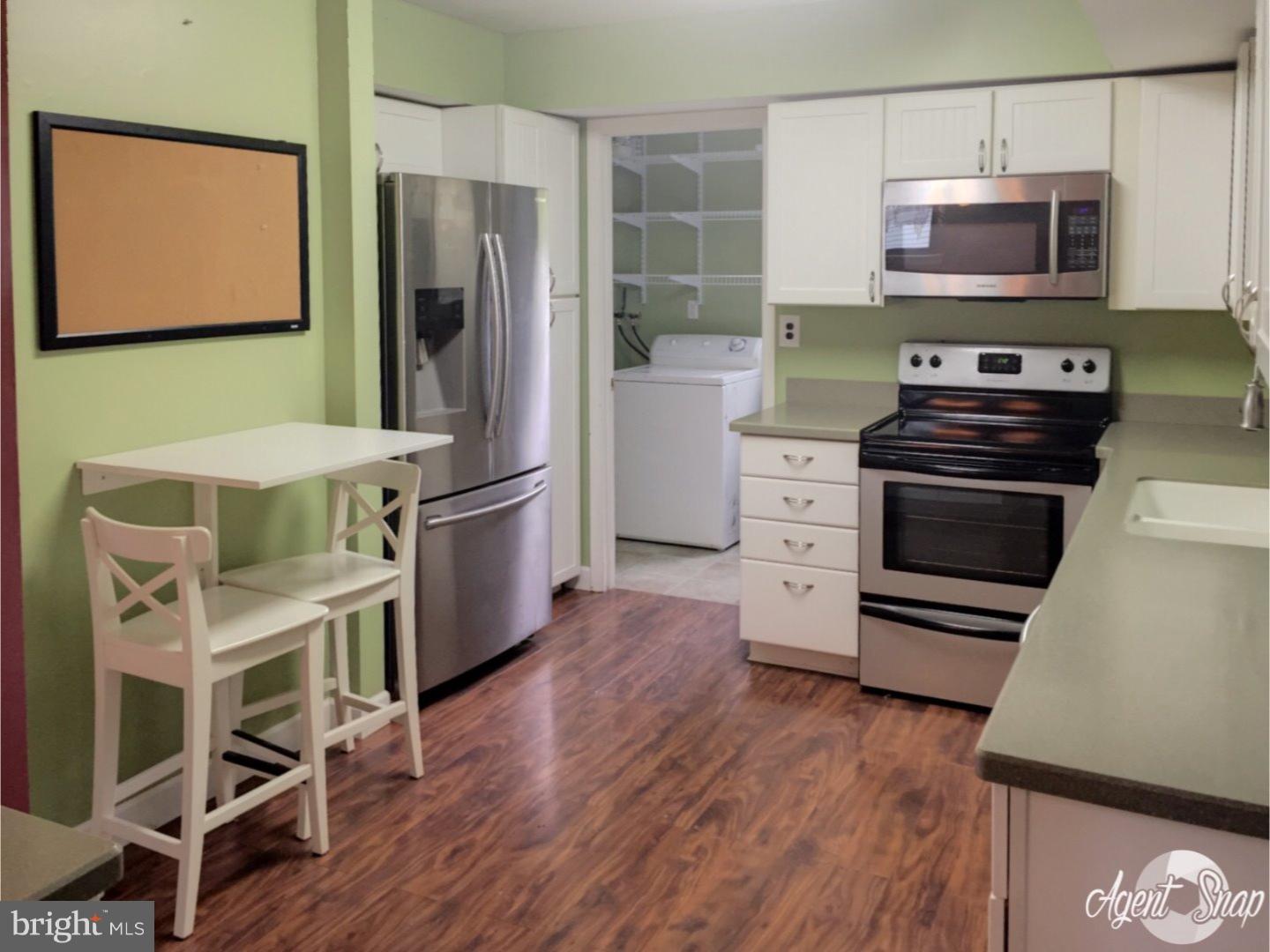 7 King James Road Williamstown, NJ 08094 - Photo 6 of 17 Kitchen
