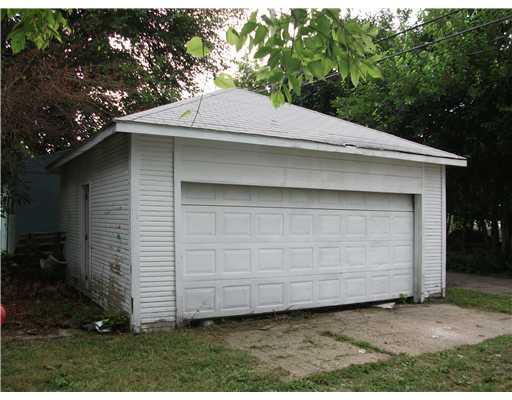 1426 South Limestone Street Springfield, OH 45505 - Photo 3 of 3