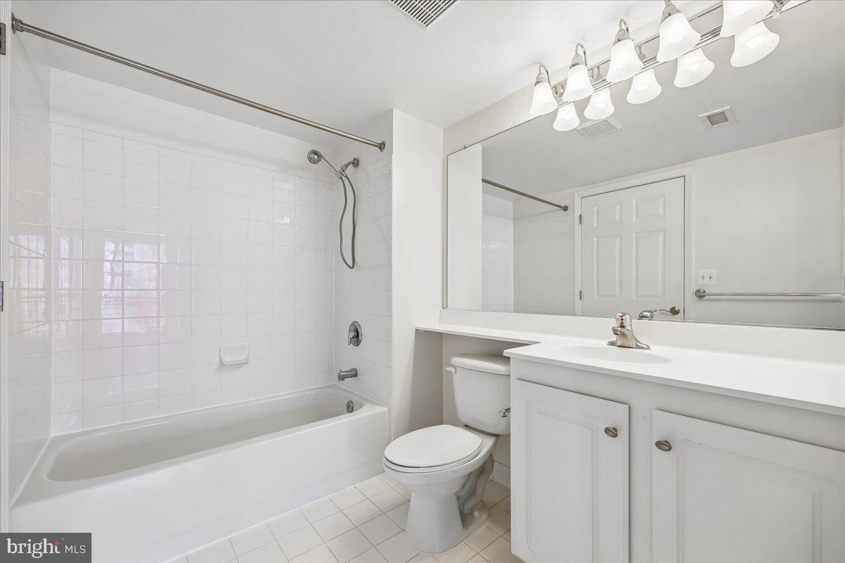 11710 Old Georgetown Road, Unit 1029 North Bethesda, MD 20852 - Photo 32 of 70