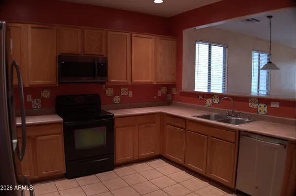 $1,950 | 6801 West Maldonado Road, Laveen, AZ 85339