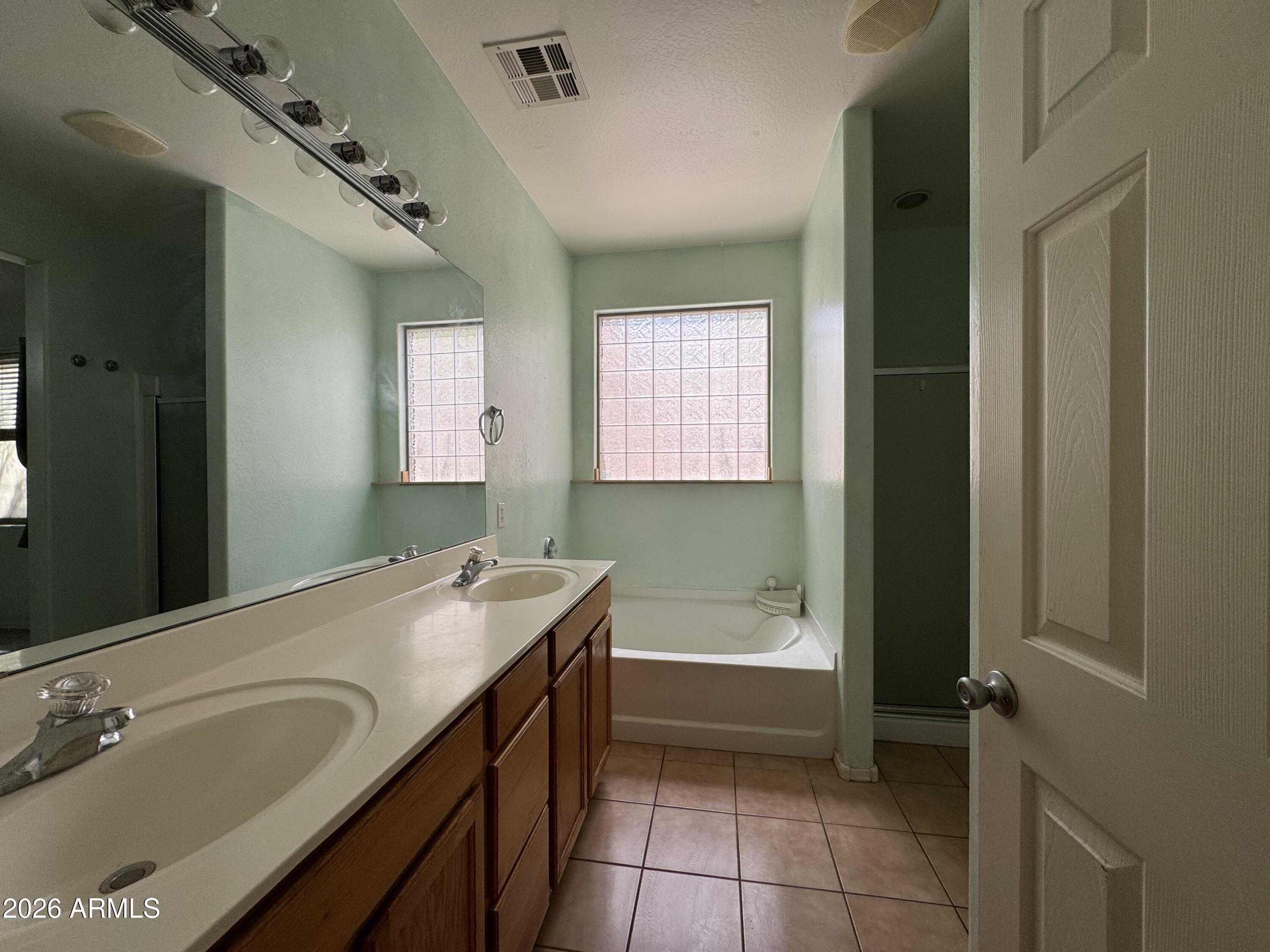 6801 West Maldonado Road Laveen, AZ 85339 - Photo 8 of 21 Photo Apr 01 2026, 12 15 40 PM