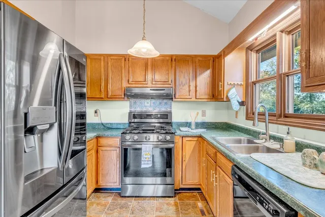 $374,900 | 137 J D Ring Road, Hillsboro, TN 37342