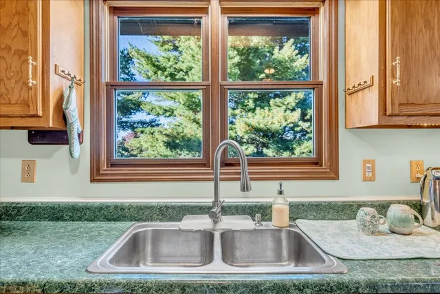 $374,900 | 137 J D Ring Road, Hillsboro, TN 37342