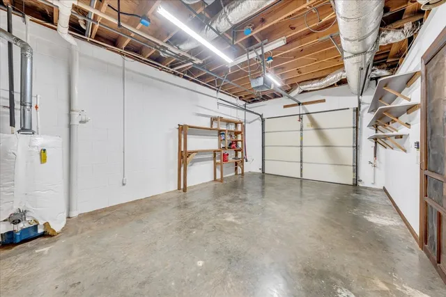 $374,900 | 137 J D Ring Road, Hillsboro, TN 37342