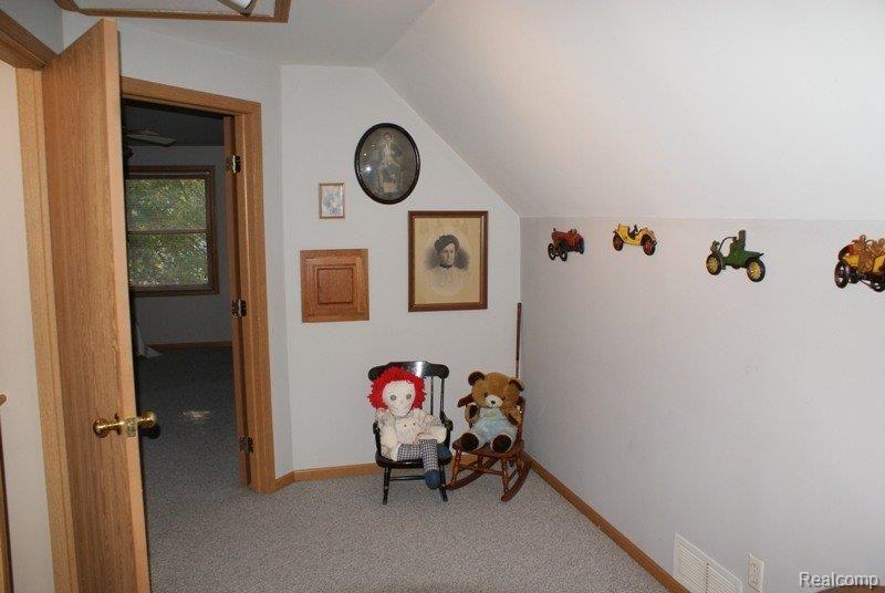 2207 Imlay City Road Lapeer, MI 48446 - Photo 20 of 22 DSC03934.JPG