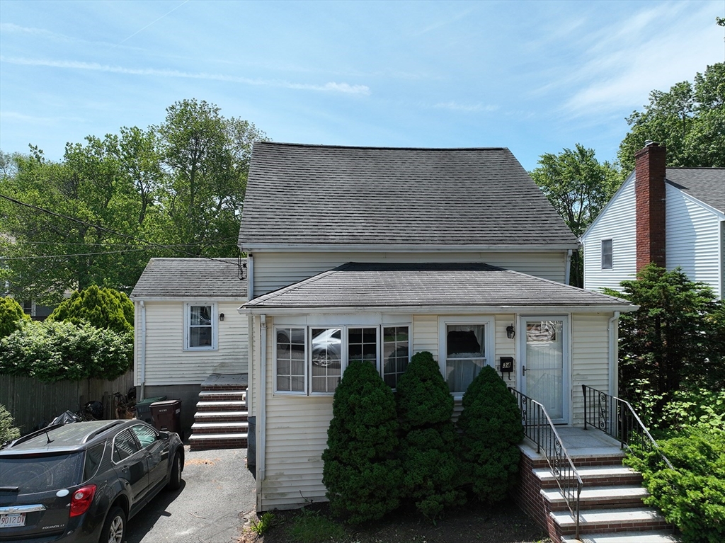 34 Trenton Road Dedham, MA 02026 - Photo 2 of 32