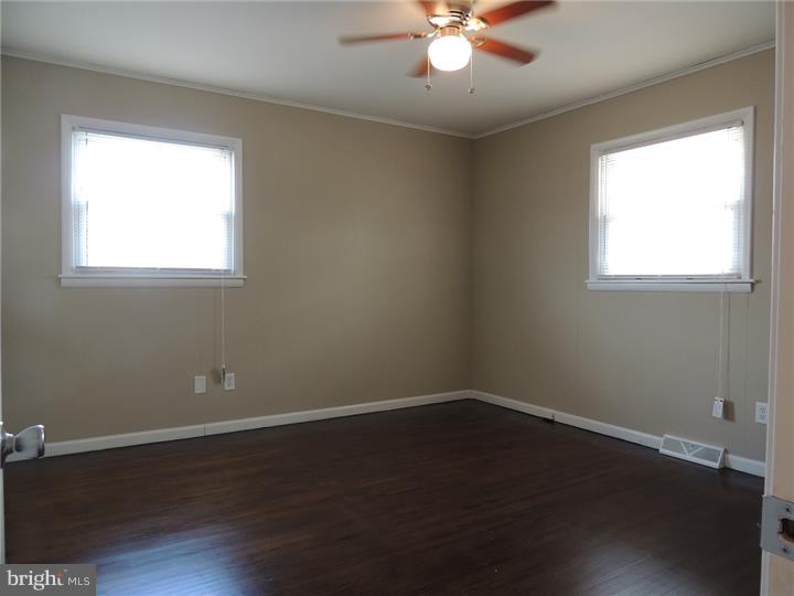 33 South Bell Road Bellmawr, NJ 08031 - Photo 9 of 14 Master Bedroom