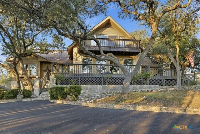 $529,000 | 1072 Summit Bluff, Canyon Lake, TX 78133