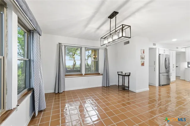 $529,000 | 1072 Summit Bluff, Canyon Lake, TX 78133