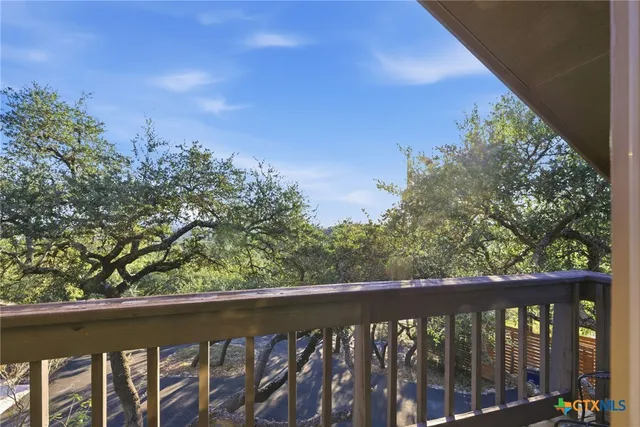 $529,000 | 1072 Summit Bluff, Canyon Lake, TX 78133