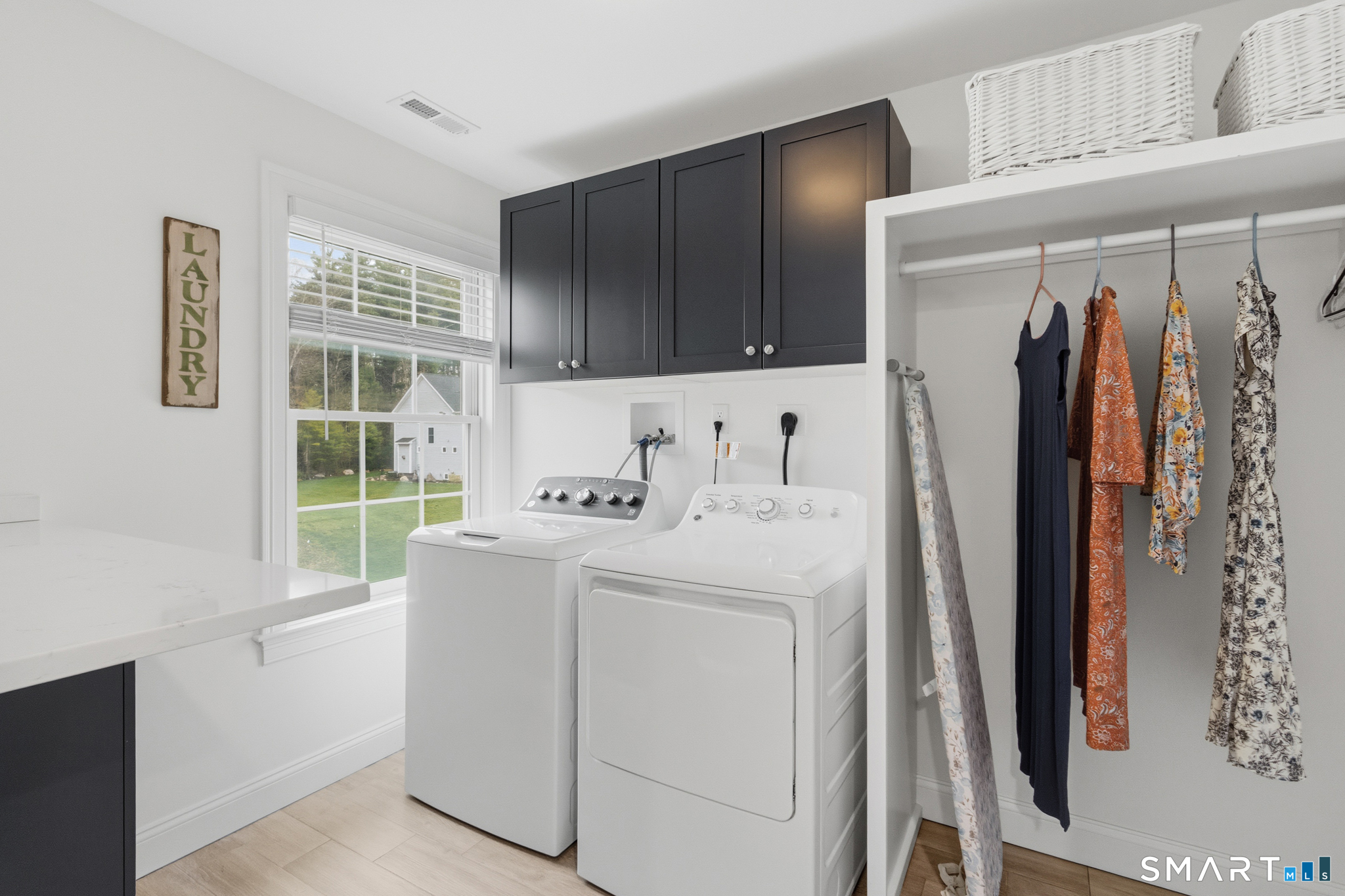 2 Murphys Turn Simsbury, CT 06070 - Photo 20 of 40