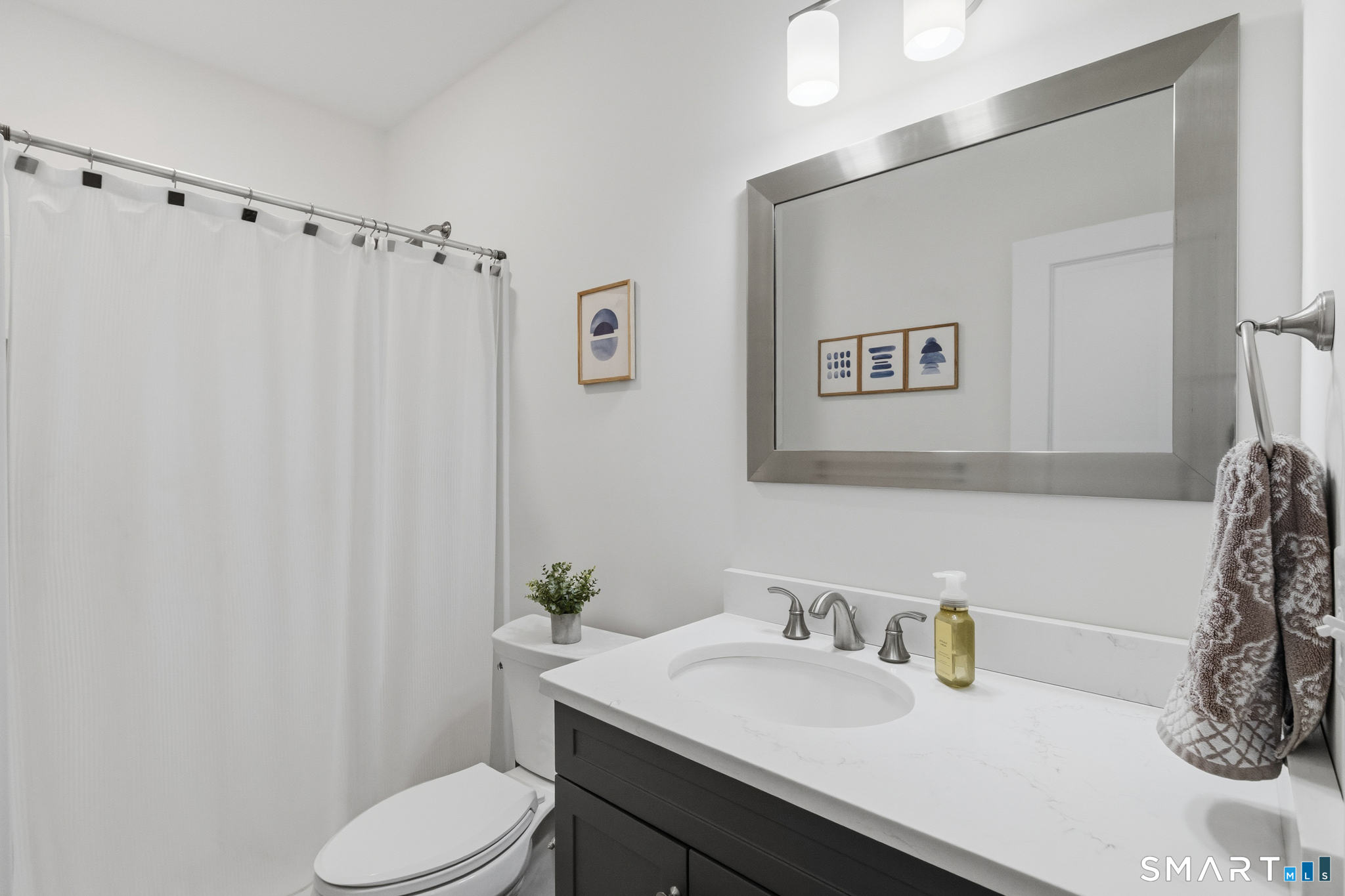 2 Murphys Turn Simsbury, CT 06070 - Photo 31 of 40