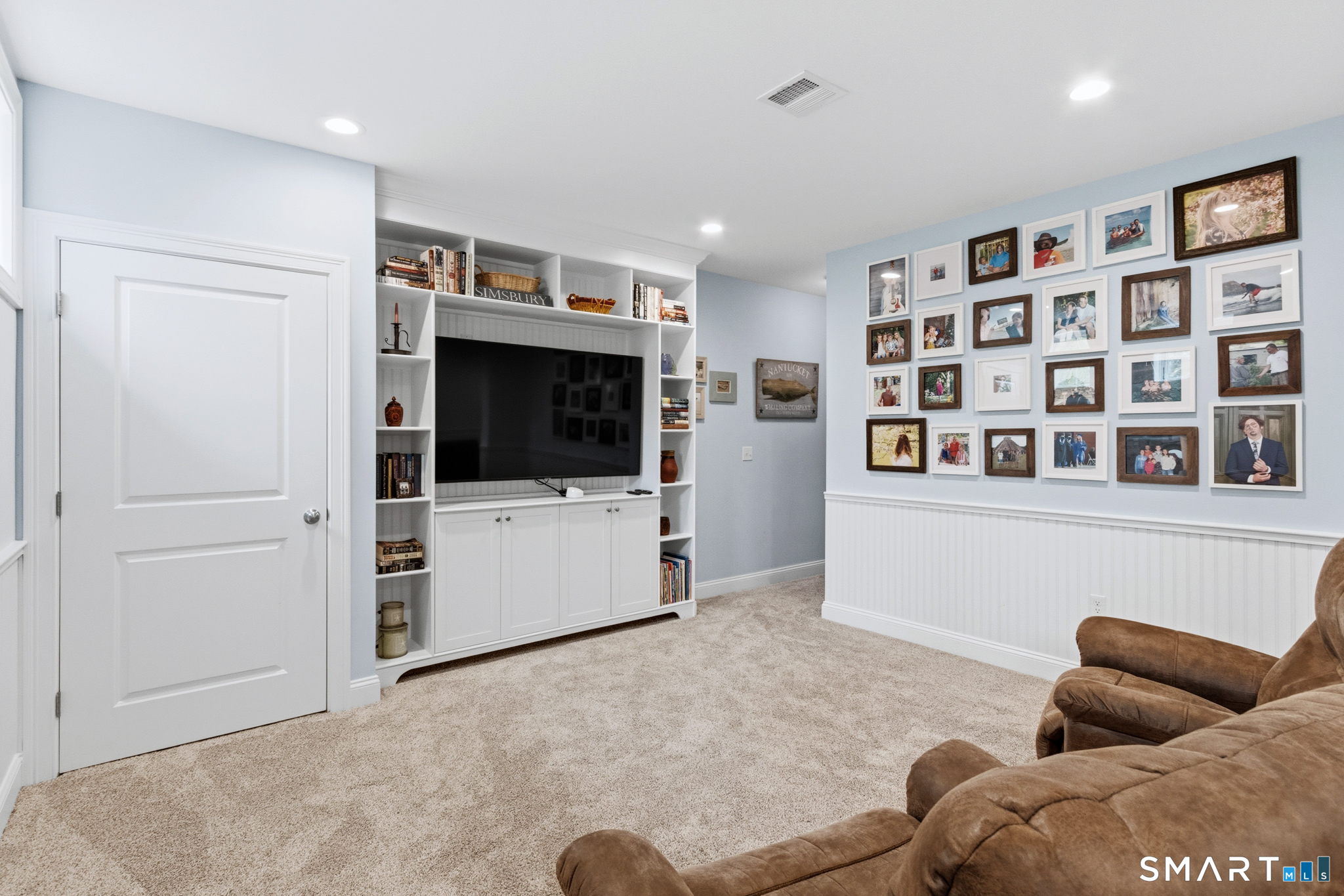 2 Murphys Turn Simsbury, CT 06070 - Photo 33 of 40