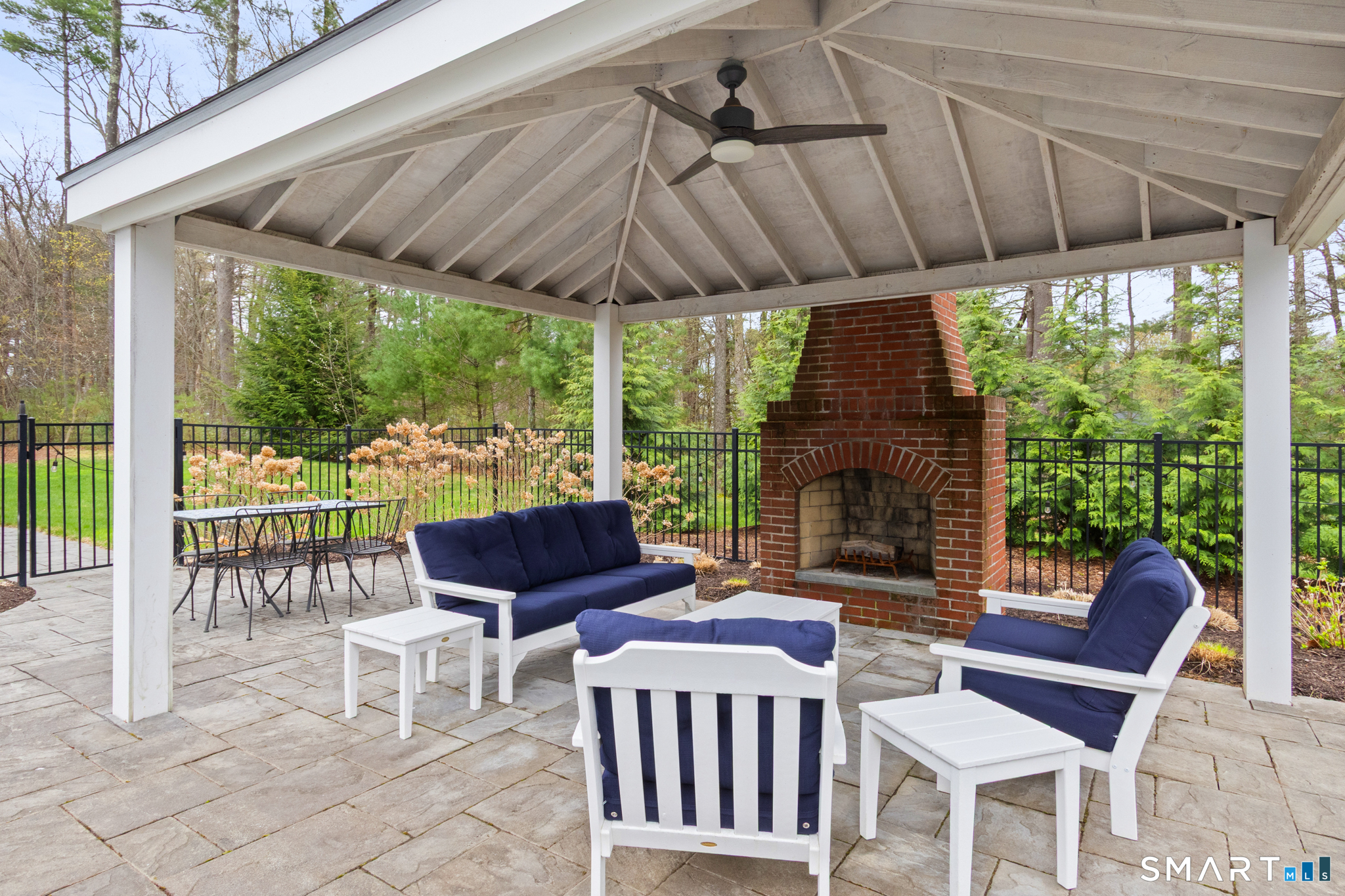 2 Murphys Turn Simsbury, CT 06070 - Photo 36 of 40