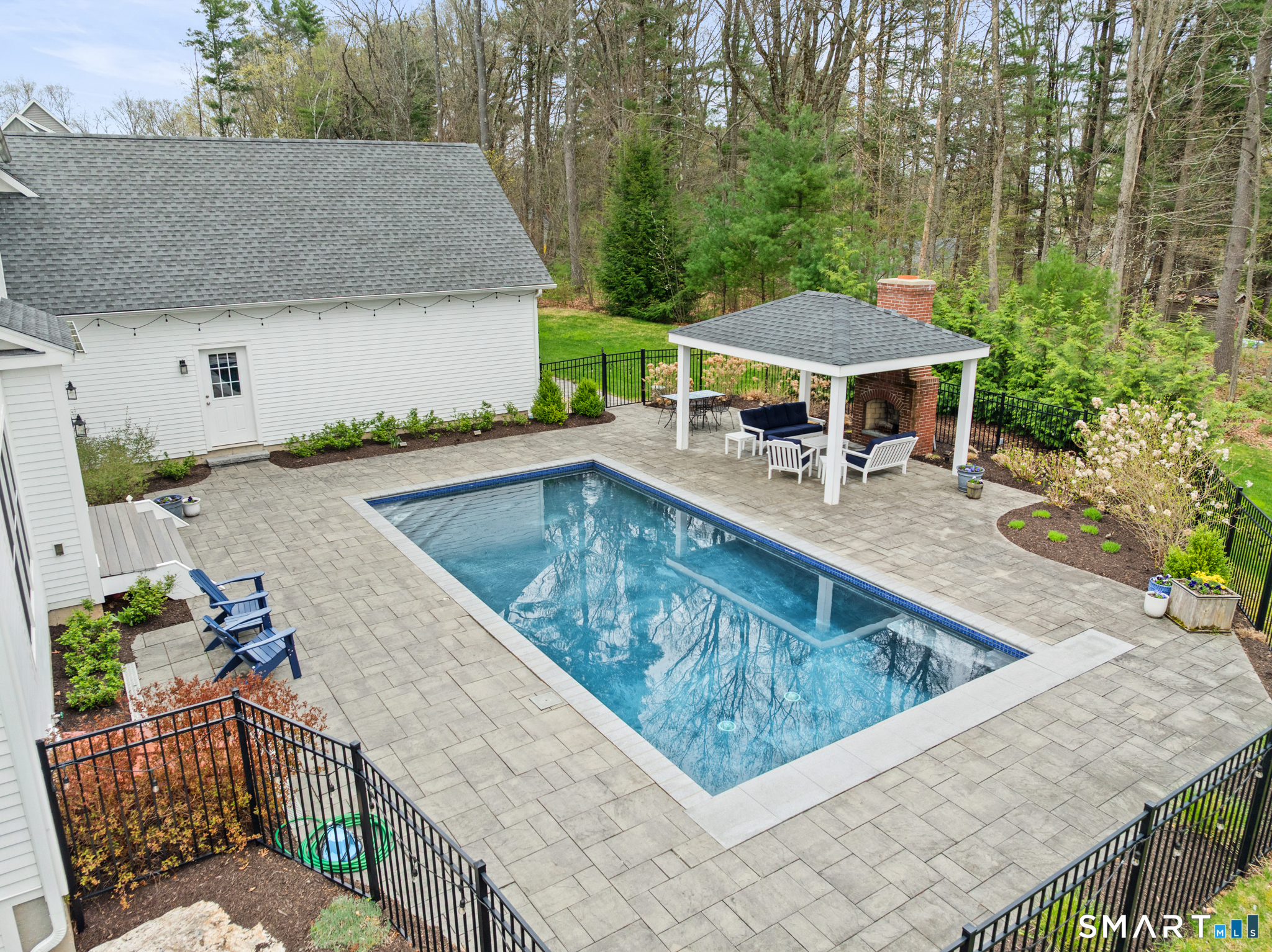 2 Murphys Turn Simsbury, CT 06070 - Photo 37 of 40