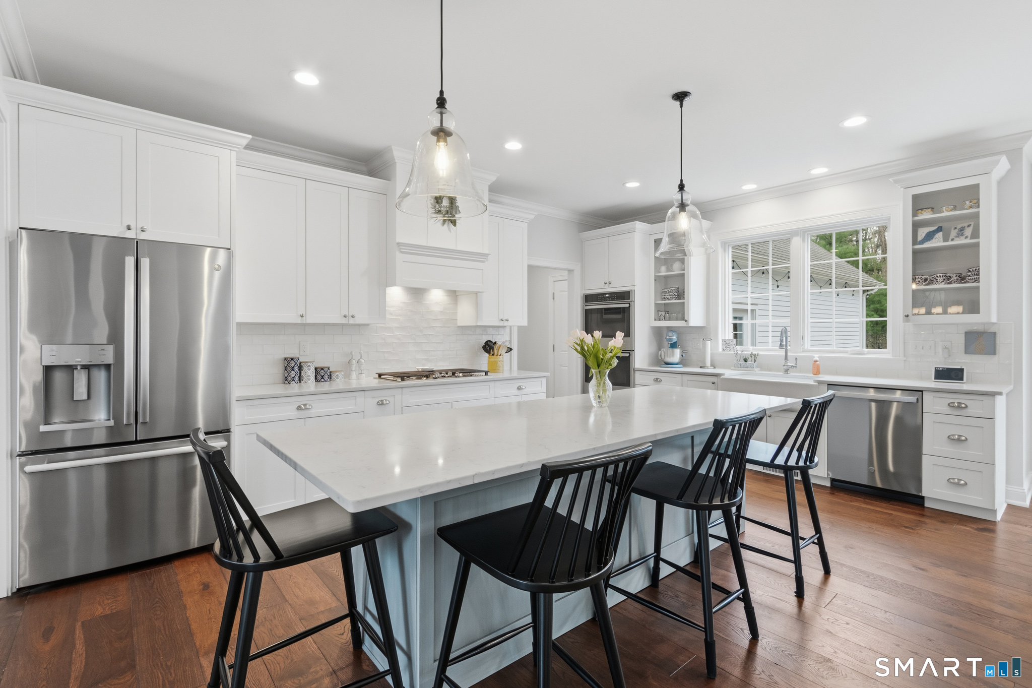 2 Murphys Turn Simsbury, CT 06070 - Photo 7 of 40