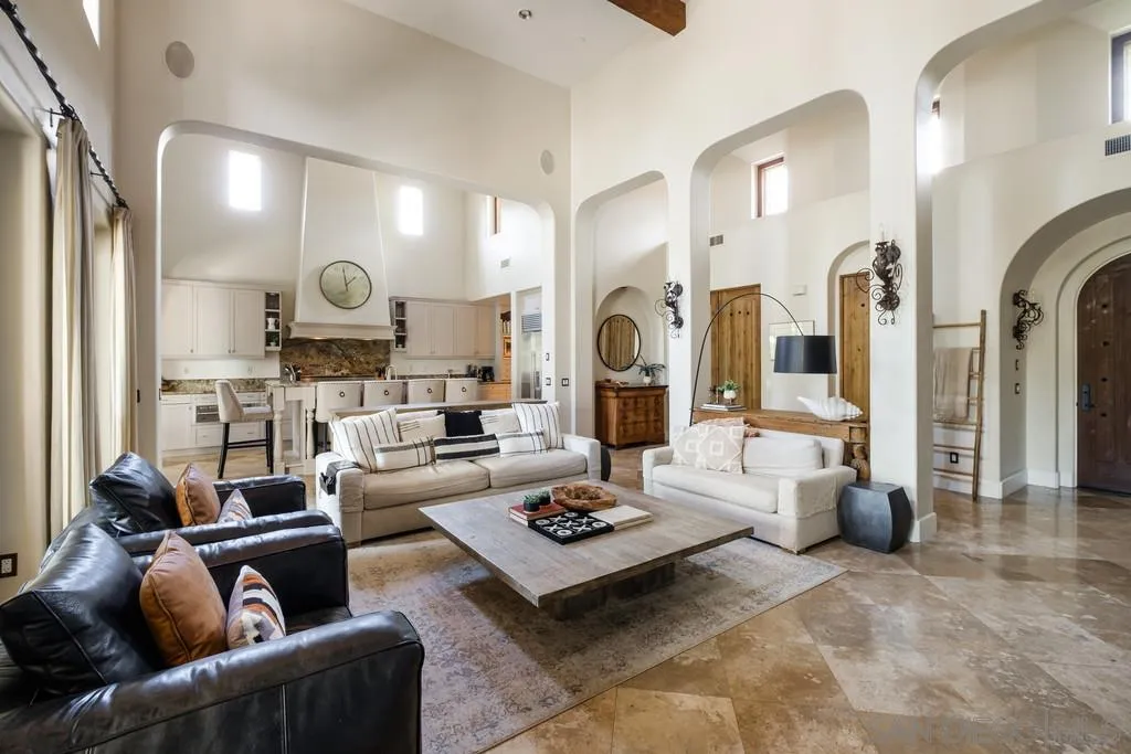 6985 Corte Spagna Rancho Santa Fe, CA 92091 - Photo 6 of 31 Gallery Image 6