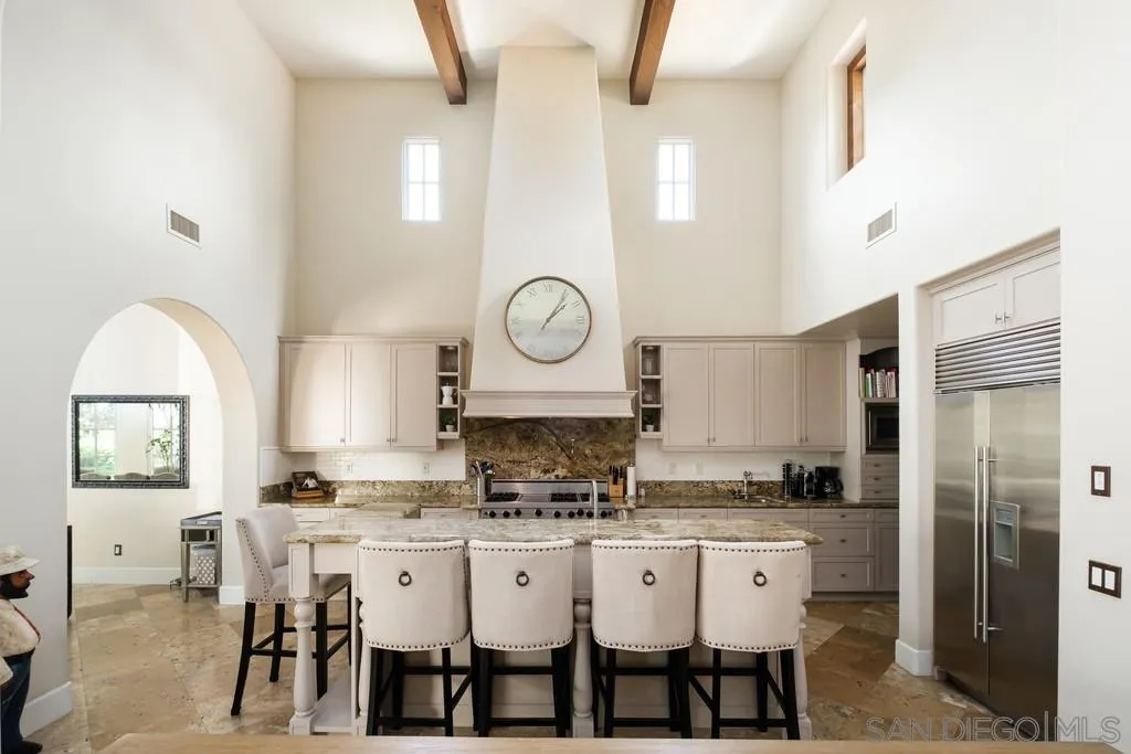 6985 Corte Spagna Rancho Santa Fe, CA 92091 - Photo 9 of 31 Gallery Image 9