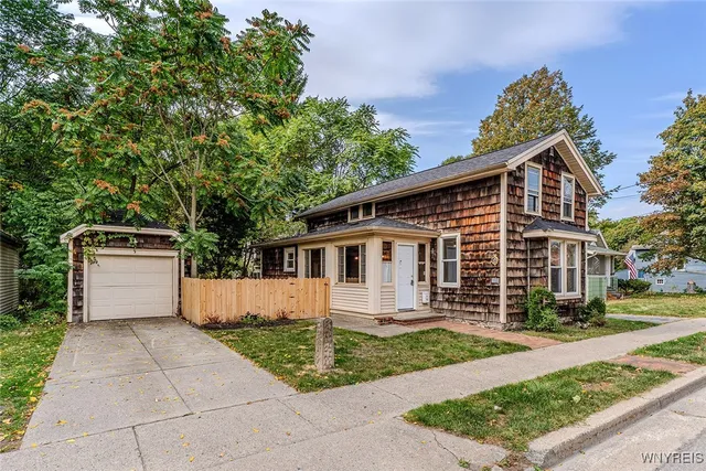 $249,900 | 66 Evans Street, Amherst, NY 14221