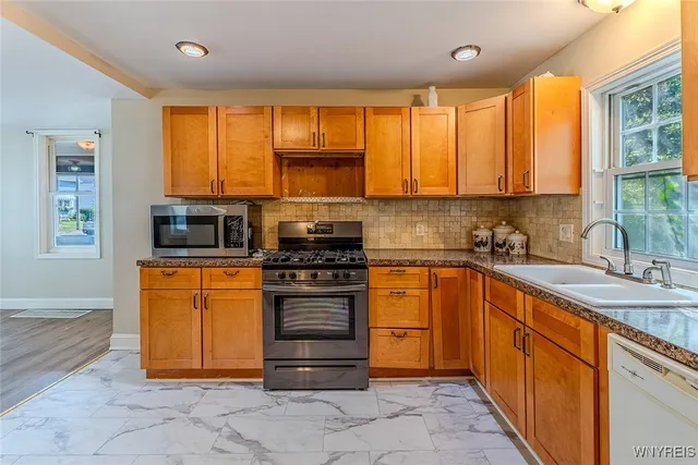 $249,900 | 66 Evans Street, Amherst, NY 14221