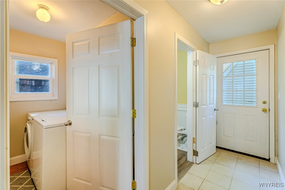 66 Evans Street Amherst, NY 14221 - Photo 12 of 30