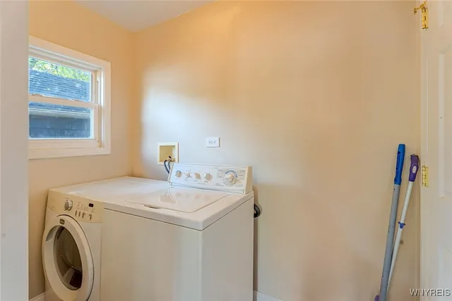 $249,900 | 66 Evans Street, Amherst, NY 14221