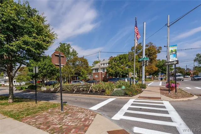 $249,900 | 66 Evans Street, Amherst, NY 14221