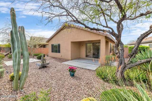 $2,300 | 1634 West Owens Way, Phoenix, AZ 85086