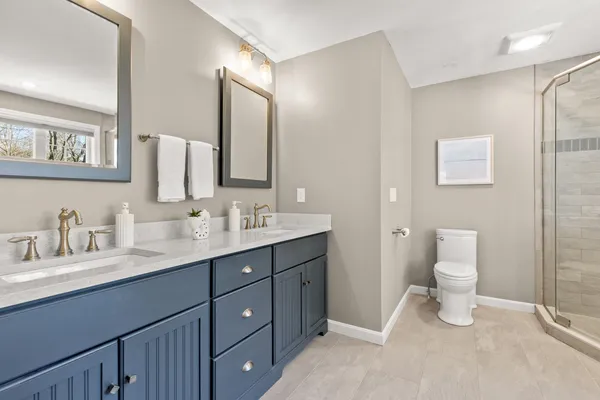 $1,295,000 | 35 Winterberry Lane, Stratham, NH 03885