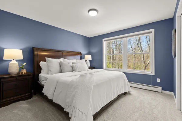 $1,295,000 | 35 Winterberry Lane, Stratham, NH 03885