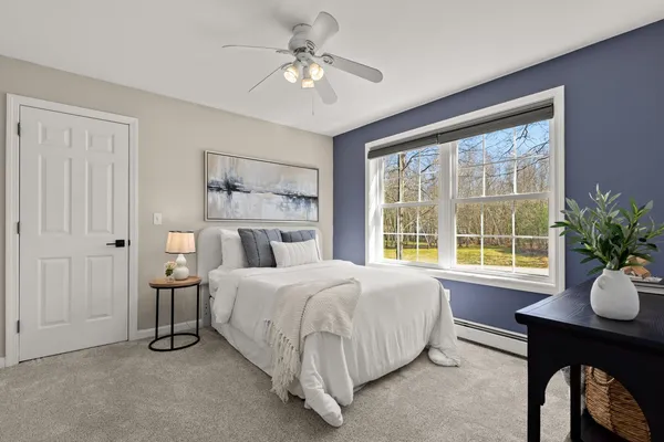 $1,295,000 | 35 Winterberry Lane, Stratham, NH 03885