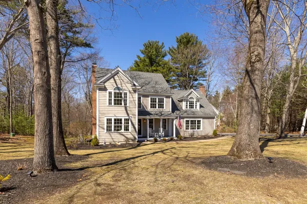 $1,295,000 | 35 Winterberry Lane, Stratham, NH 03885