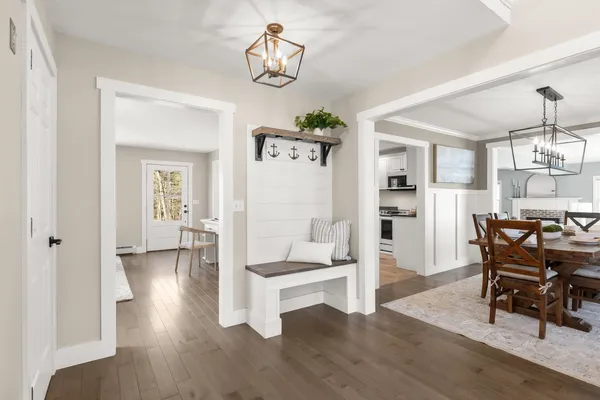 $1,295,000 | 35 Winterberry Lane, Stratham, NH 03885