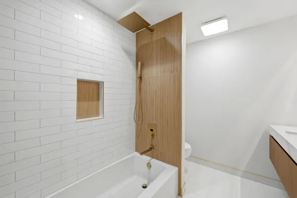 a bathroom with a bathtub