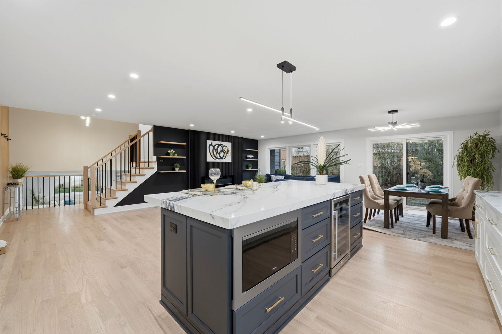 3509 Lawson Road Glenview, IL 60026 - Photo 5 of 24