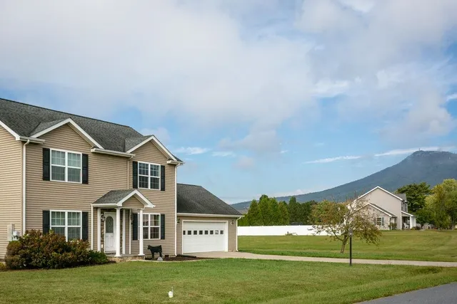 $419,900 | 510 Biltmore Drive, McGaheysville, VA 22840