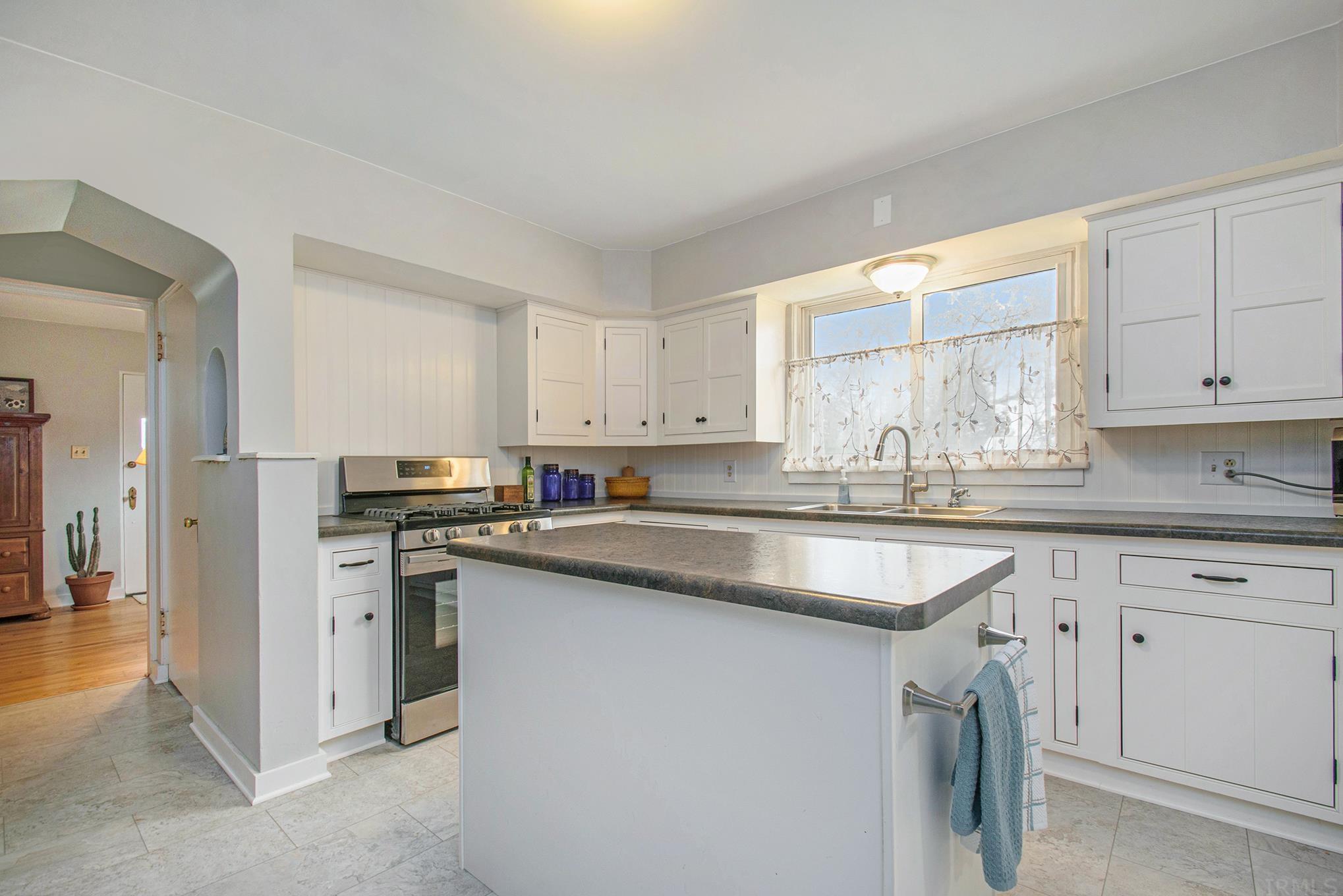 50637 Portage Road South Bend, IN 46628 - Photo 15 of 36 Gallery Image 15