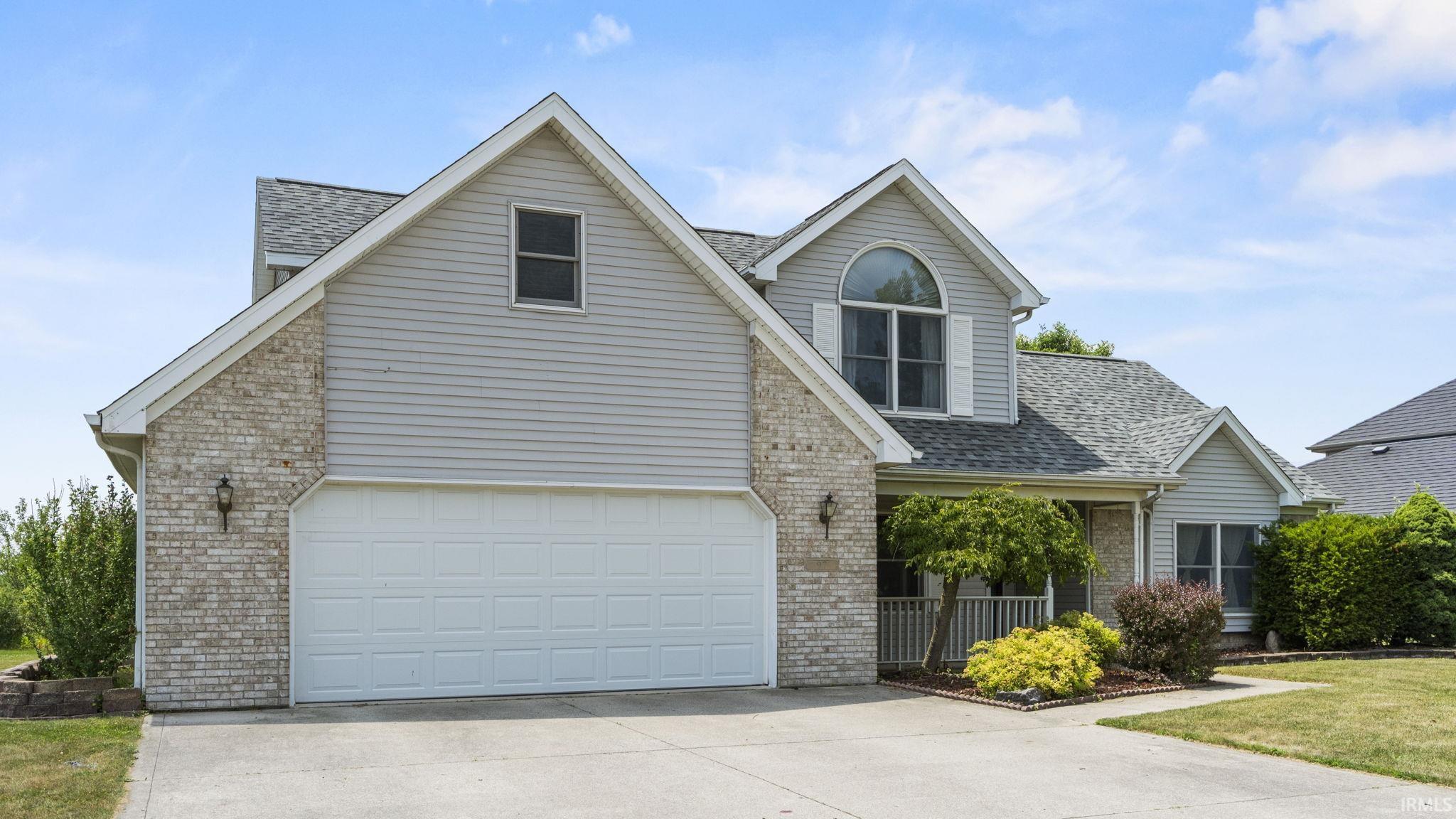 97 West Chapel Chase Drive Decatur, IN 46733 - Photo 2 of 36