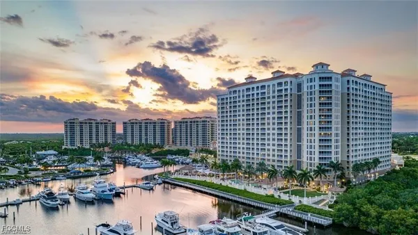 $400,000 | 4013 Southeast 20th Place, Unit 401, Cape Coral, FL 33904