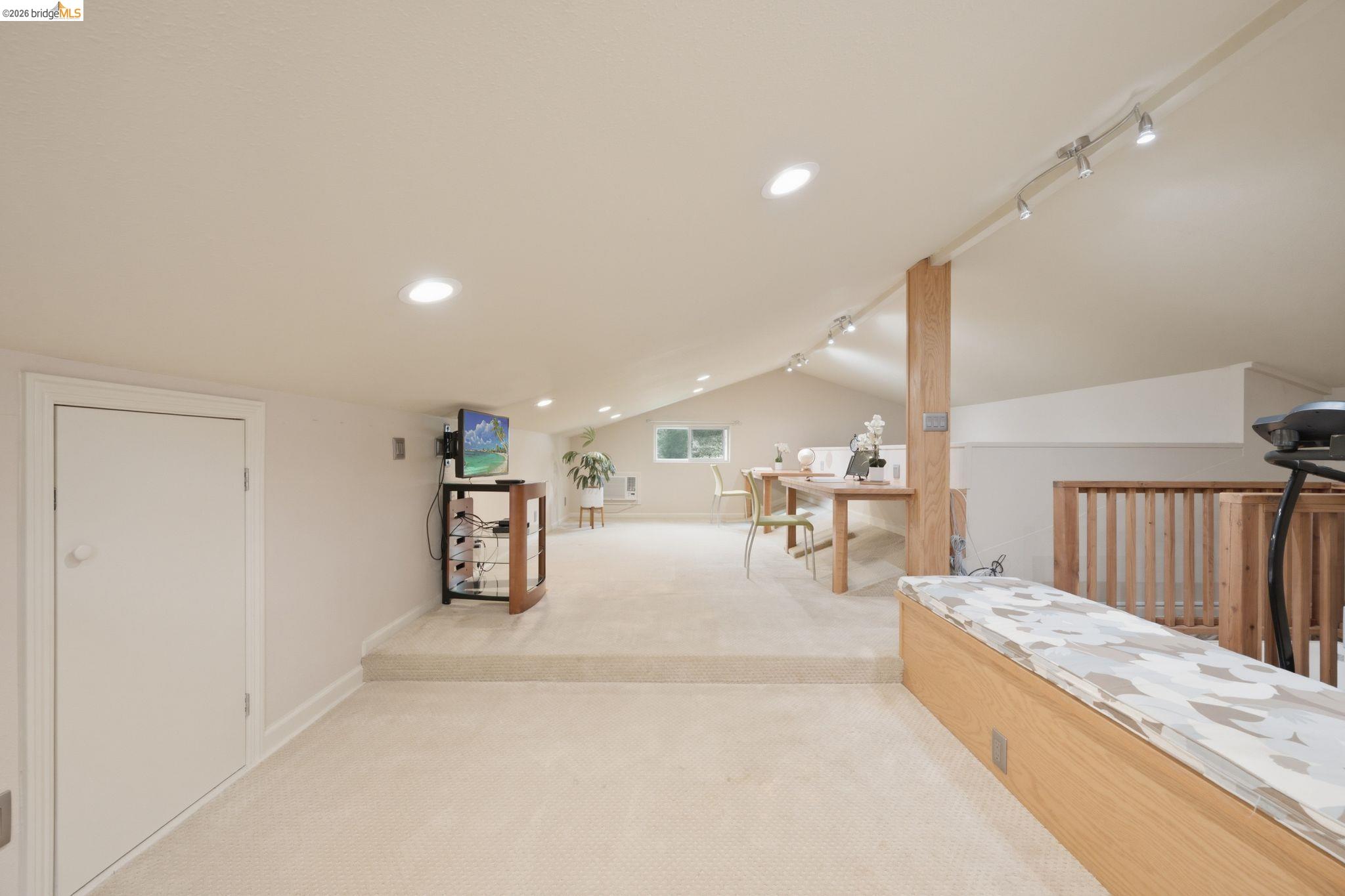 11133 Golf Links Road Oakland, CA 94605 - Photo 43 of 57
