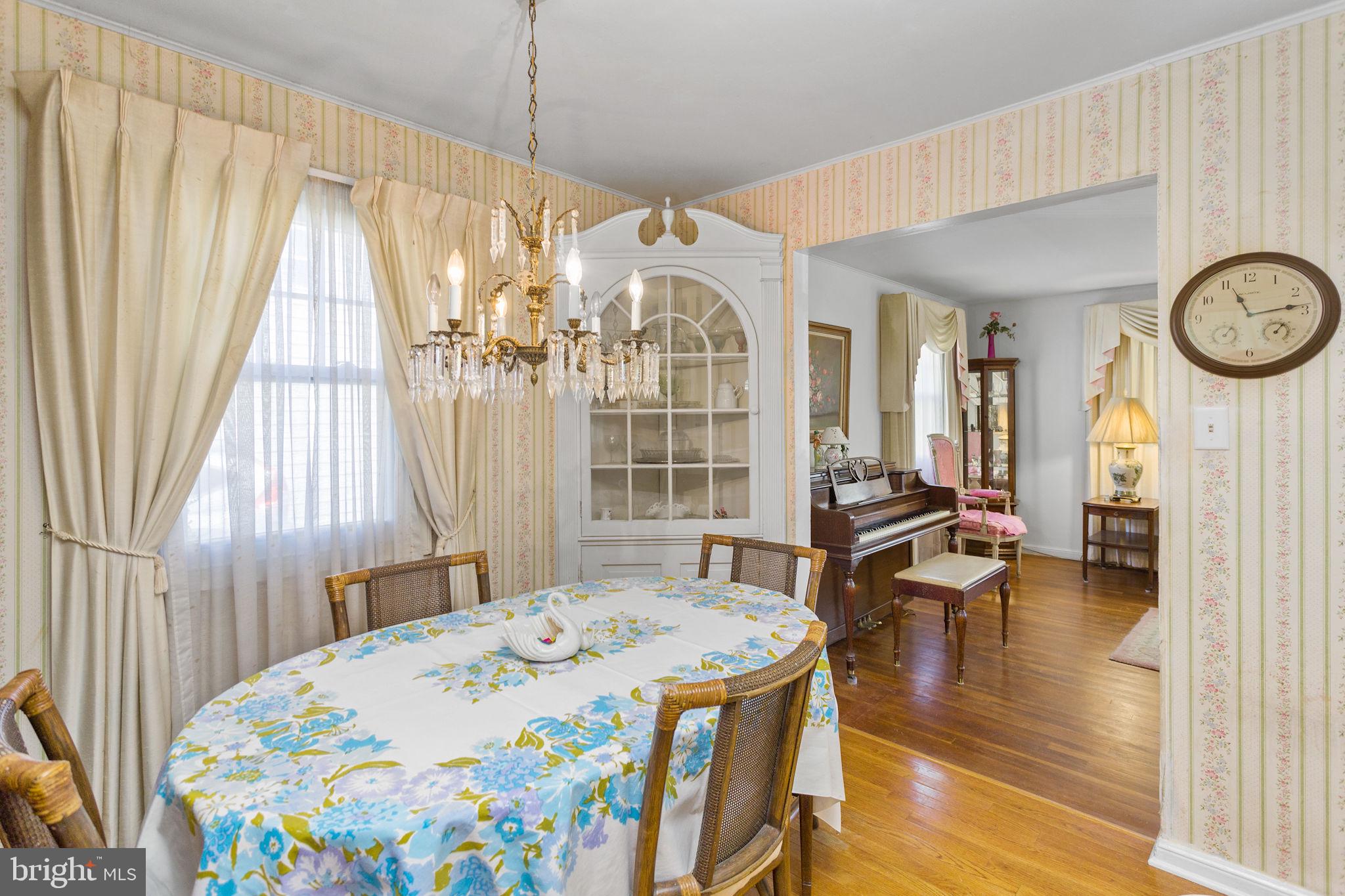 6 Weston Road Ewing, NJ 08618 - Photo 9 of 39 Gallery Image 9