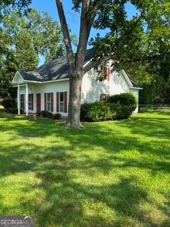 $225,000 | 29 Grove Lane, Claxton, GA 30417