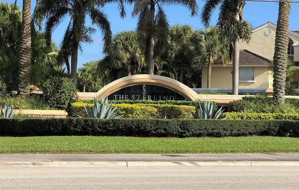 $2,000 | 16106 Glenmoor Drive, West Palm Beach, FL 33409